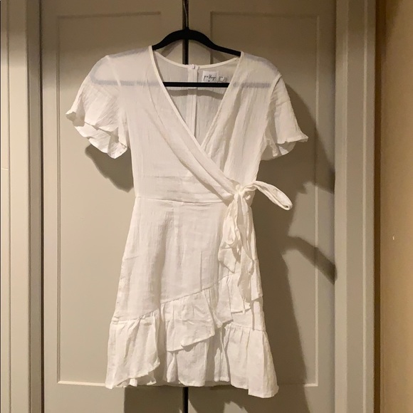 Princess Polly Dresses & Skirts - Princess poly dress